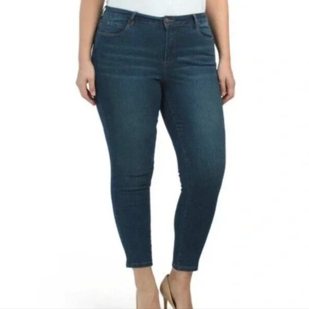 Tahari Kelly Classic Plus Size Casual Skinny Blue jeans 24W
